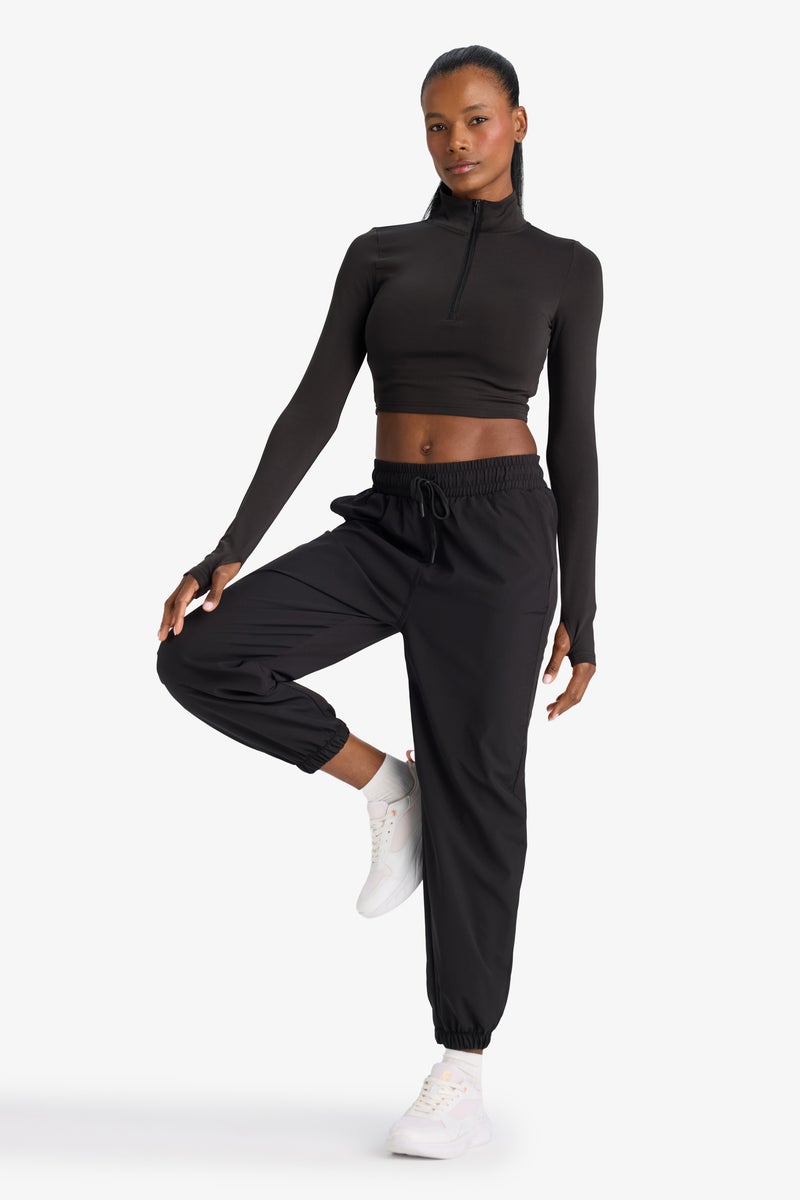 DeFacto Black Woman DeFactoFit Standard Fit Woven Jogger Sweatpants Casual - Image 1